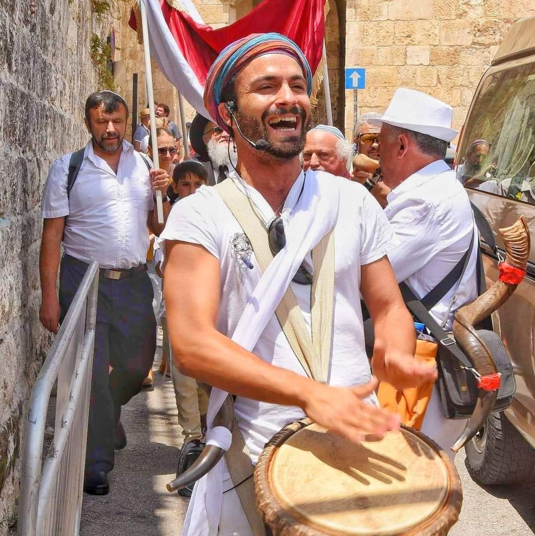 כותל 5 ב כותל 5 ב